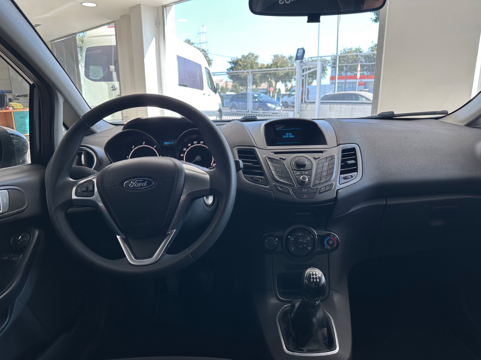 Ford Fiesta miniatura 6