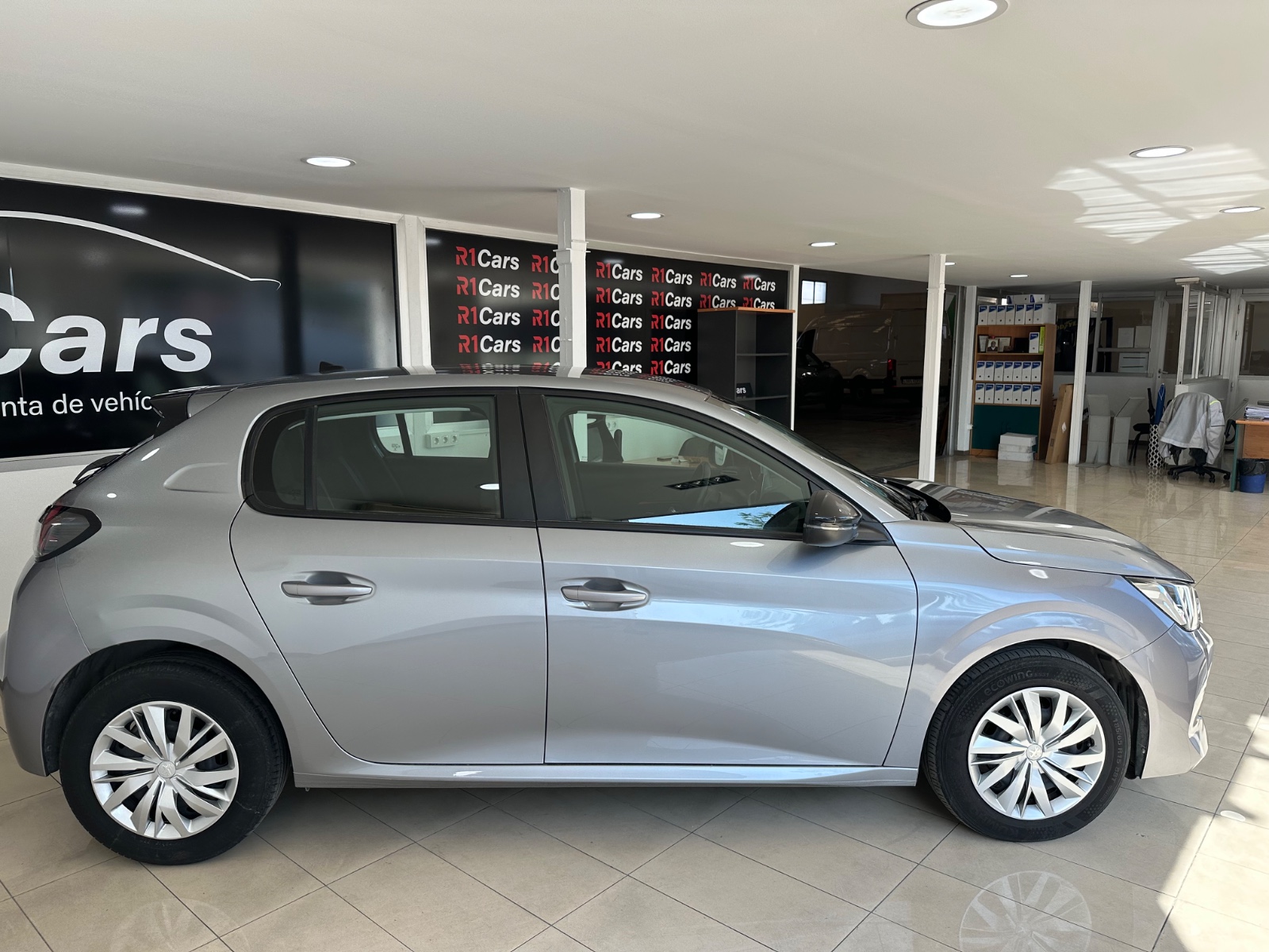 Peugeot 208 miniatura 3